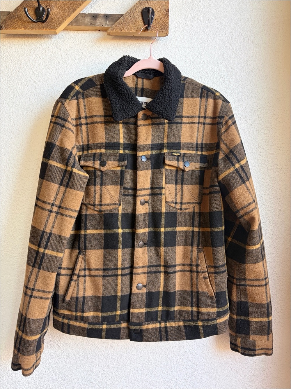 Wrangler Plaid Sherpa Lined Trucker Jacket Medium